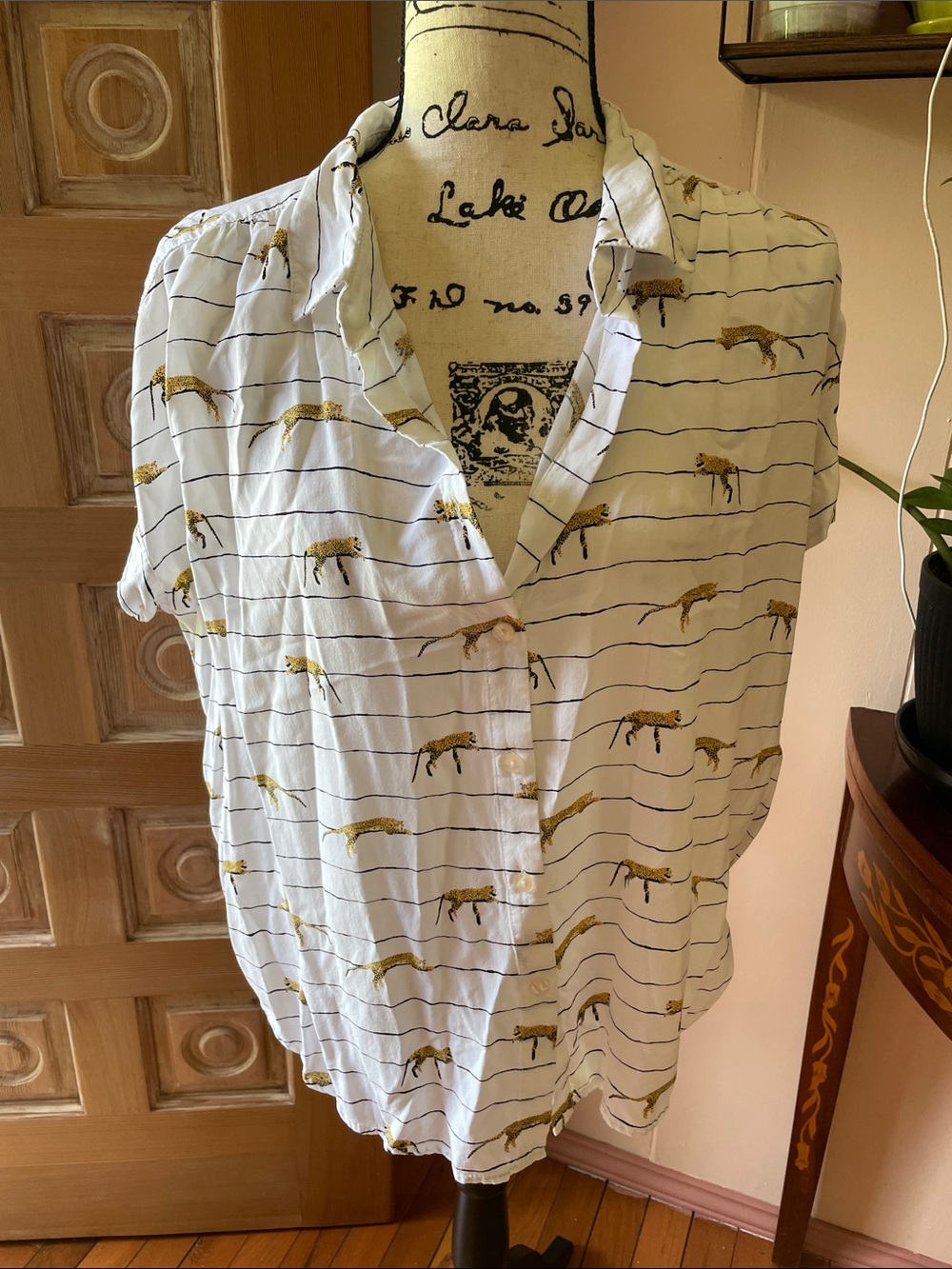 Jane and Delancey White Button-Down Shirt with Gold Cheetah Print
